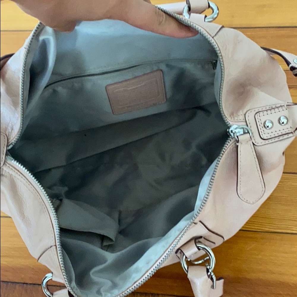 Coach Handbag - Picture 3 of 7